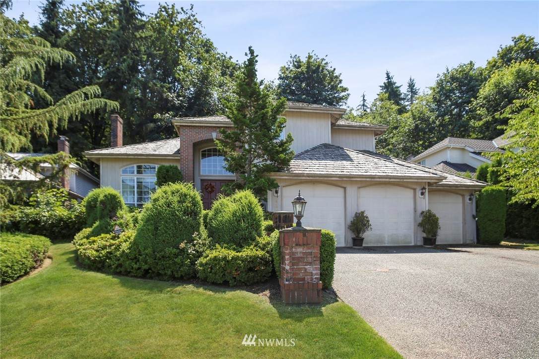 18079 Varese Court - Photo 1