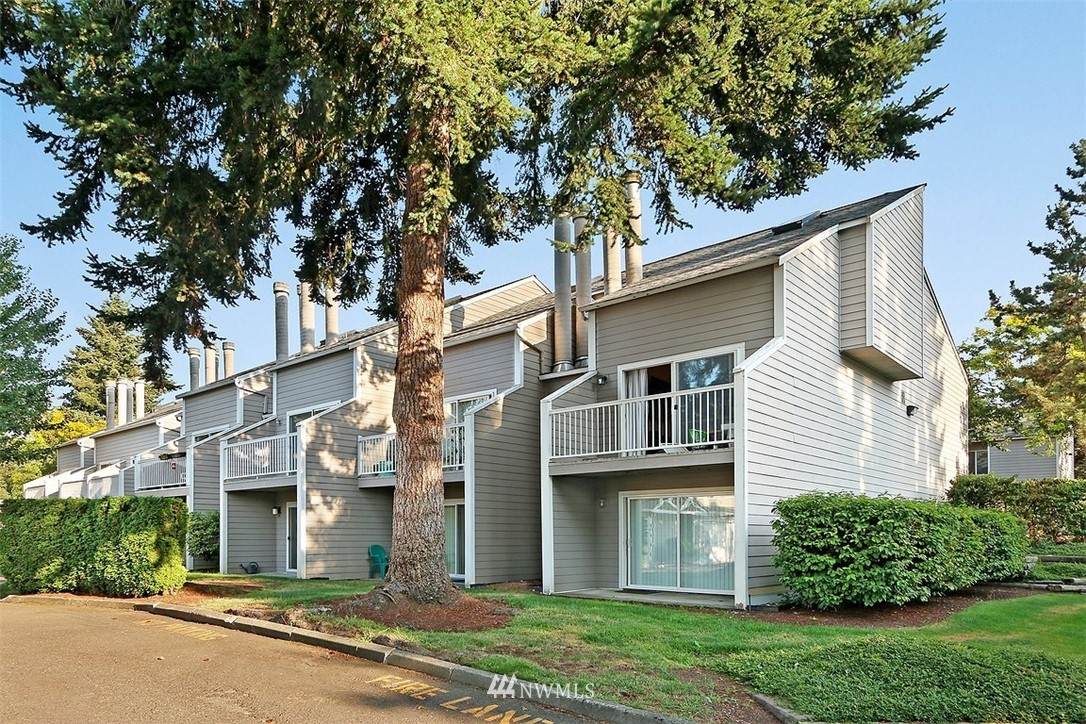 810 Pike Street - Photo 1