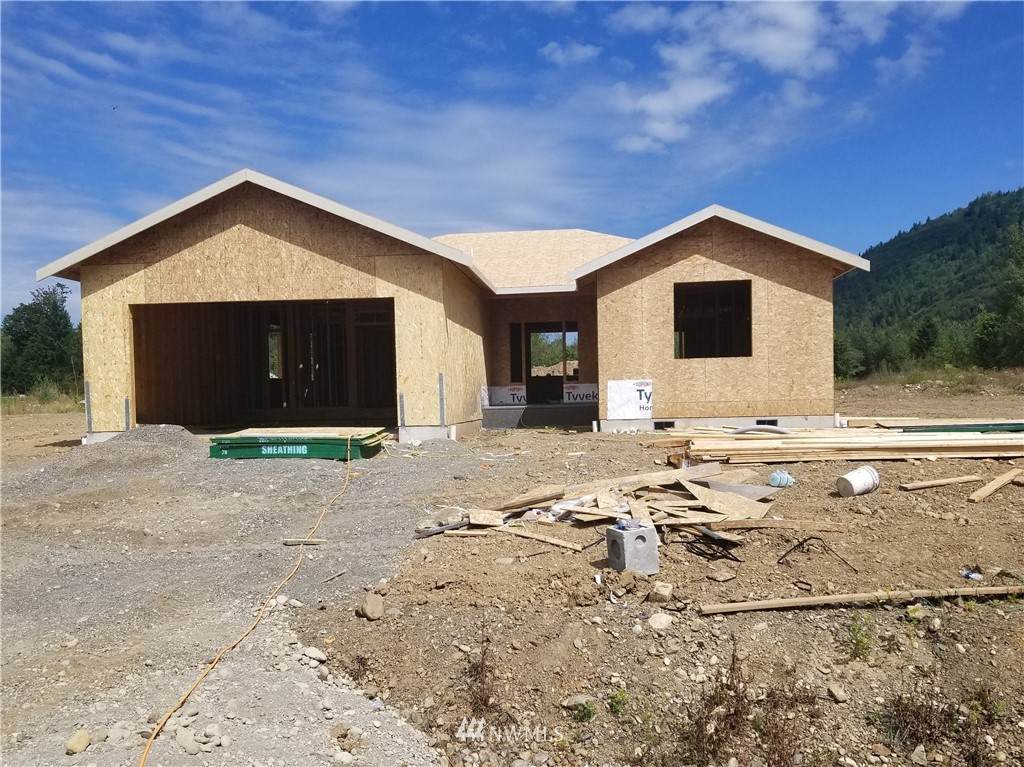 6328 Winchester Way - Photo 1
