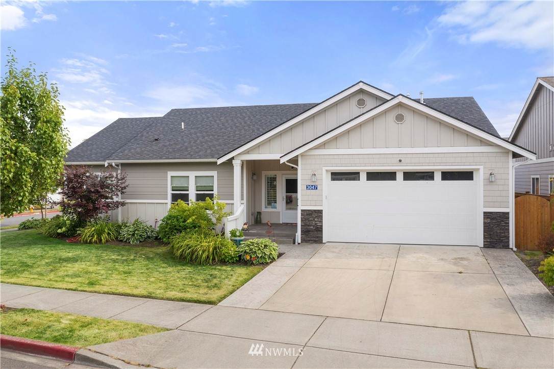 3047 Pine Creek Drive - Photo 1