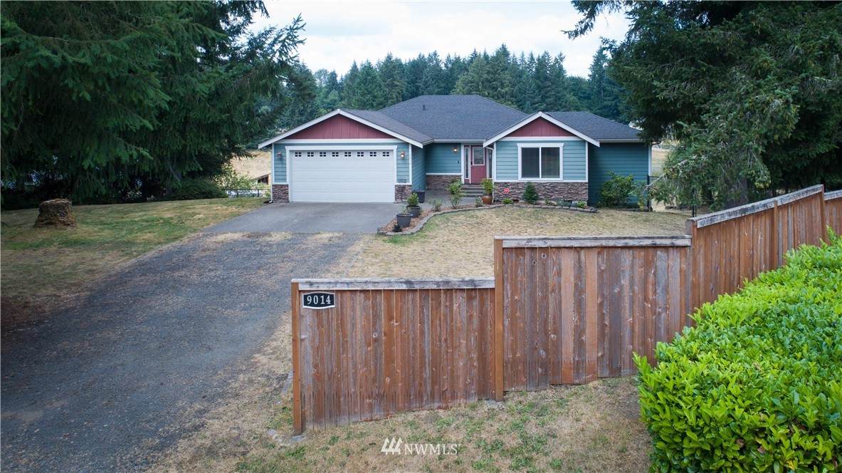 9014 Yelm Highway - Photo 1