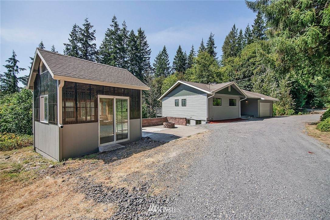 2556 Mt. Brynion Road - Photo 1