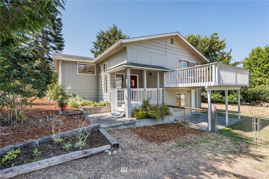 40 Hemlock Way - Photo 1