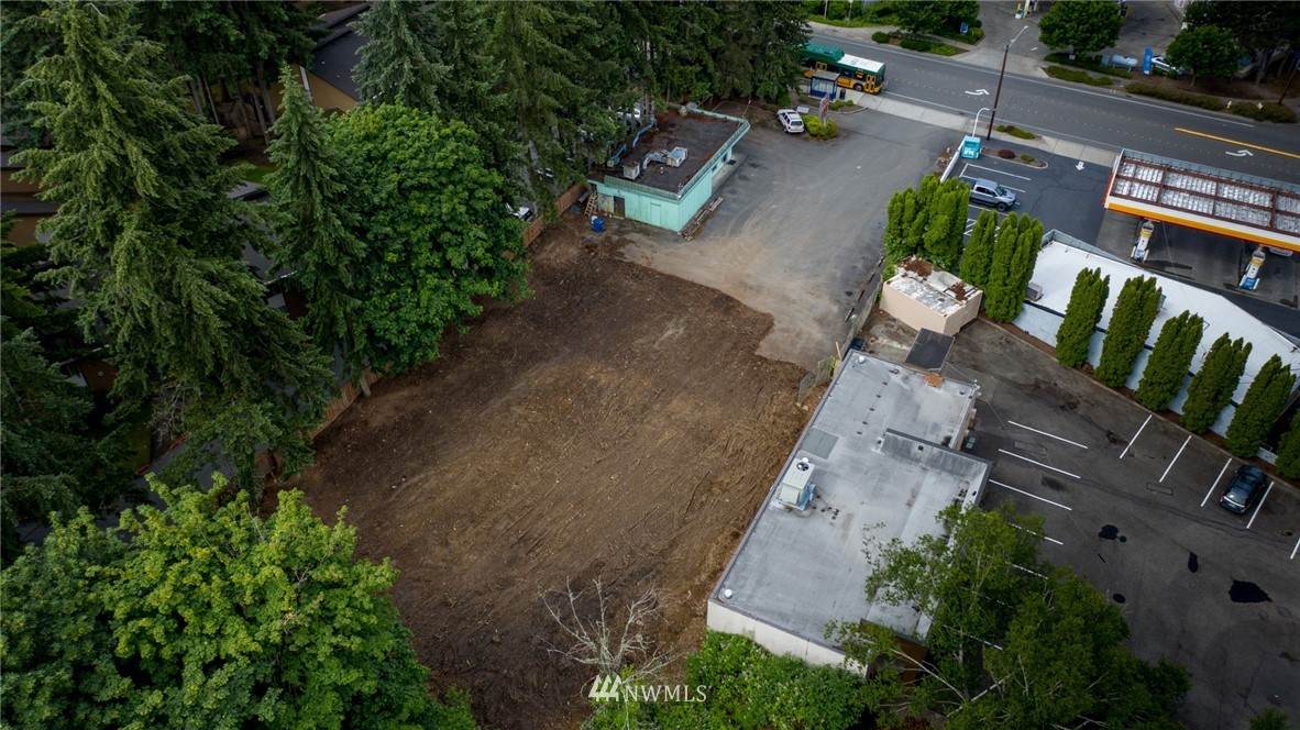 1624 145th Place - Photo 1