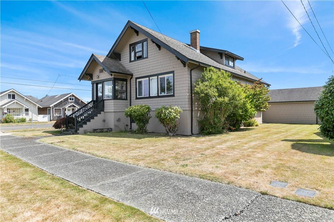 801 2nd Street - Photo 1