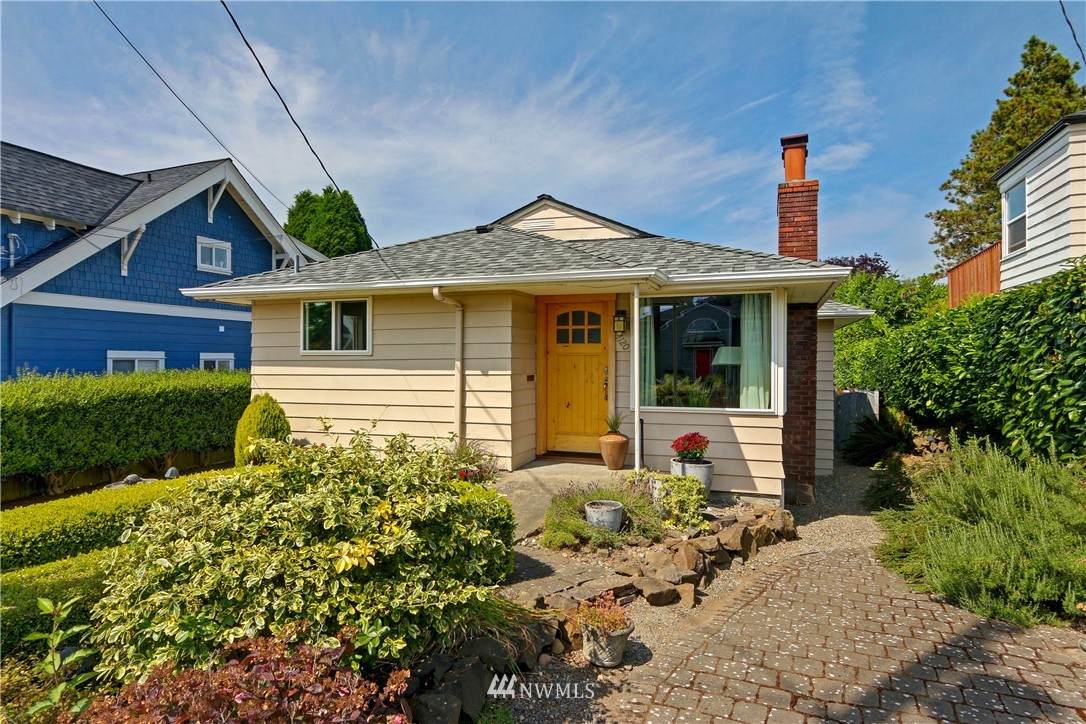 4120 Holden Street - Photo 1