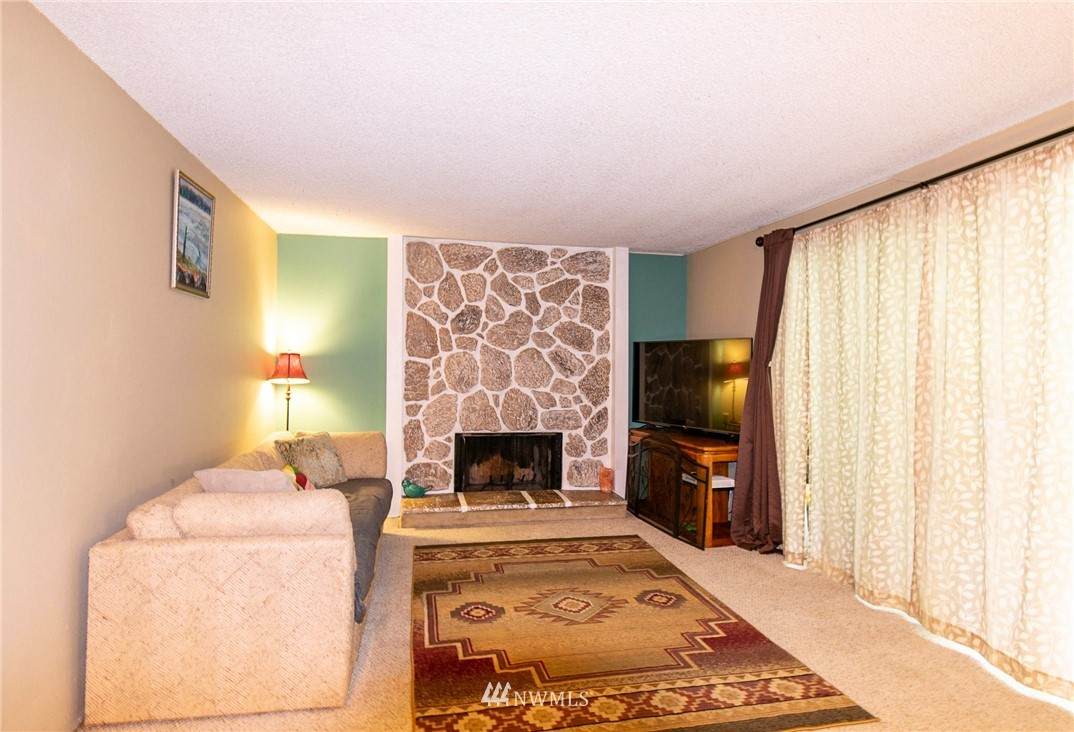 17534 151st Avenue - Photo 1