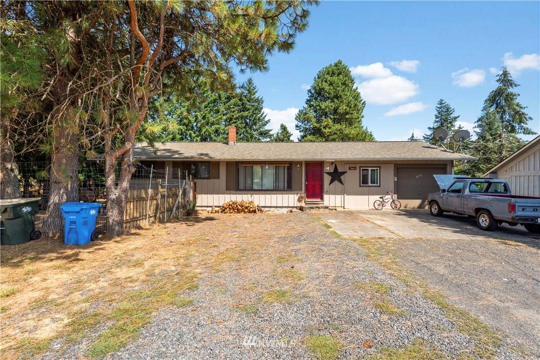 508 1st Street - Photo 1