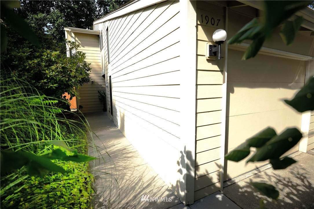 1901 M Street - Photo 1