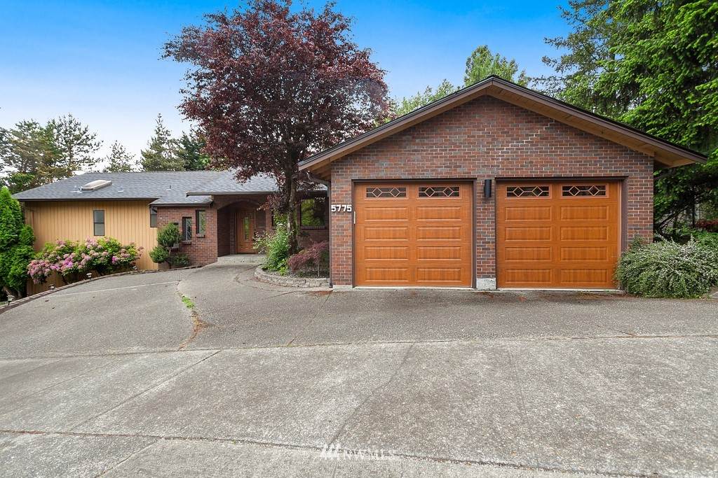 5775 Highland Drive - Photo 1