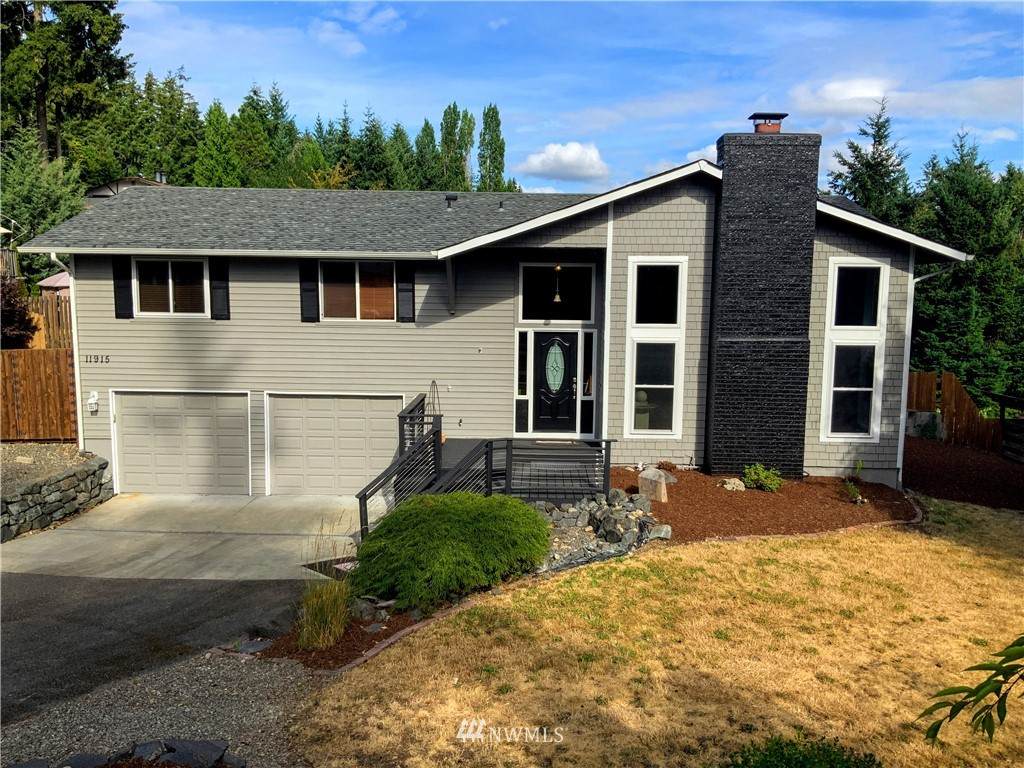 11915 110th Avenue - Photo 1