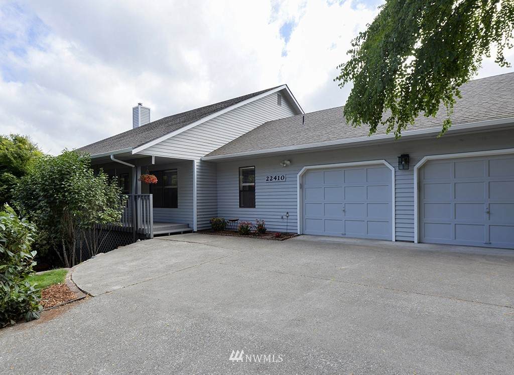22410 94th Avenue - Photo 1