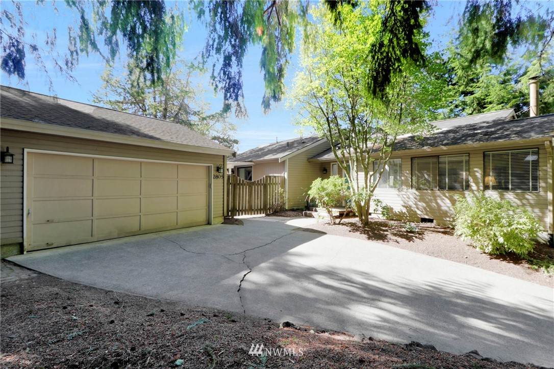 2805 Aberdeen Court - Photo 1