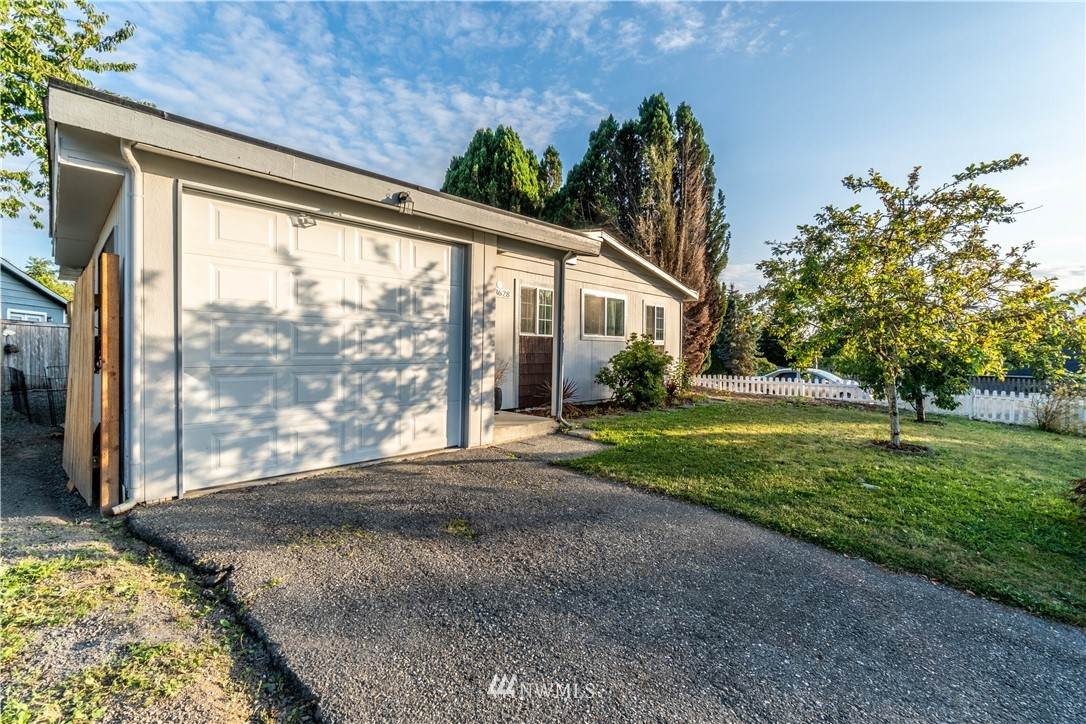 8628 13th Street - Photo 1