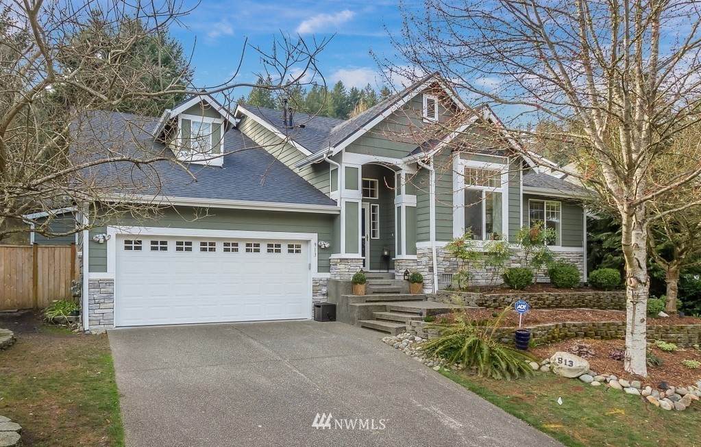 913 Pike Street - Photo 1