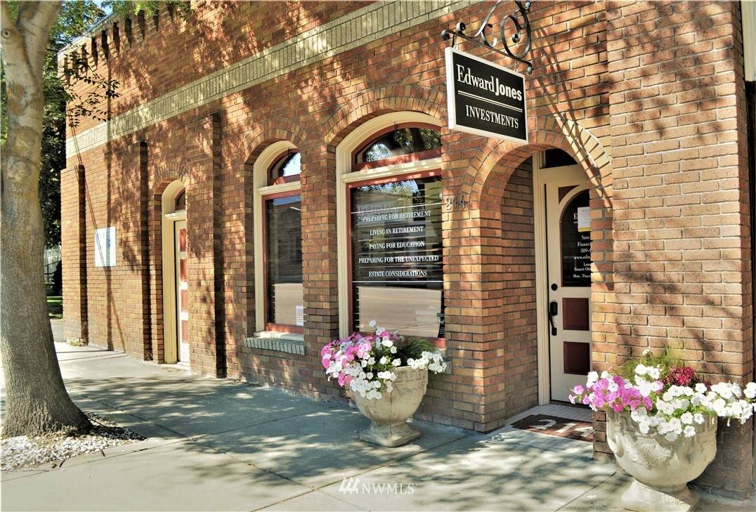 214 Pine Street - Photo 1
