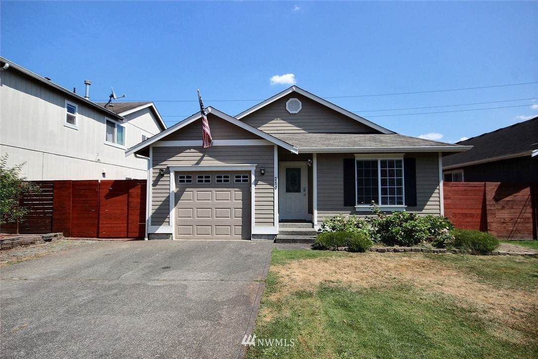 210 Junction Blvd - Photo 1