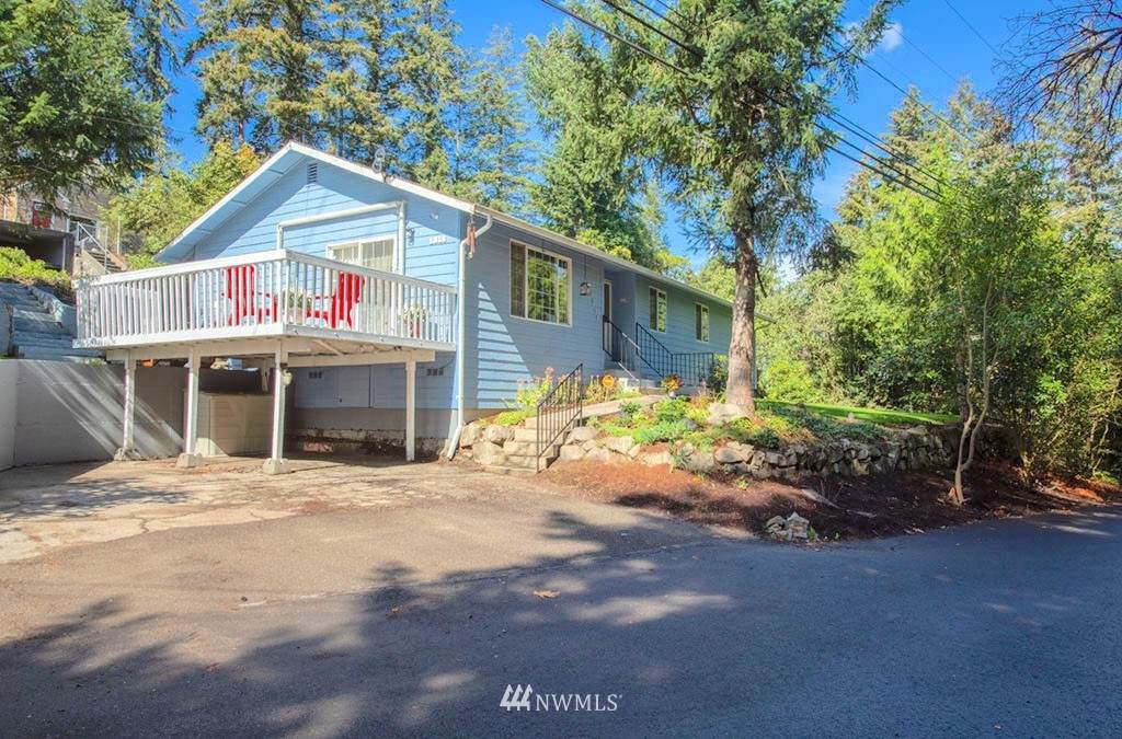 1318 Cottman Avenue - Photo 1