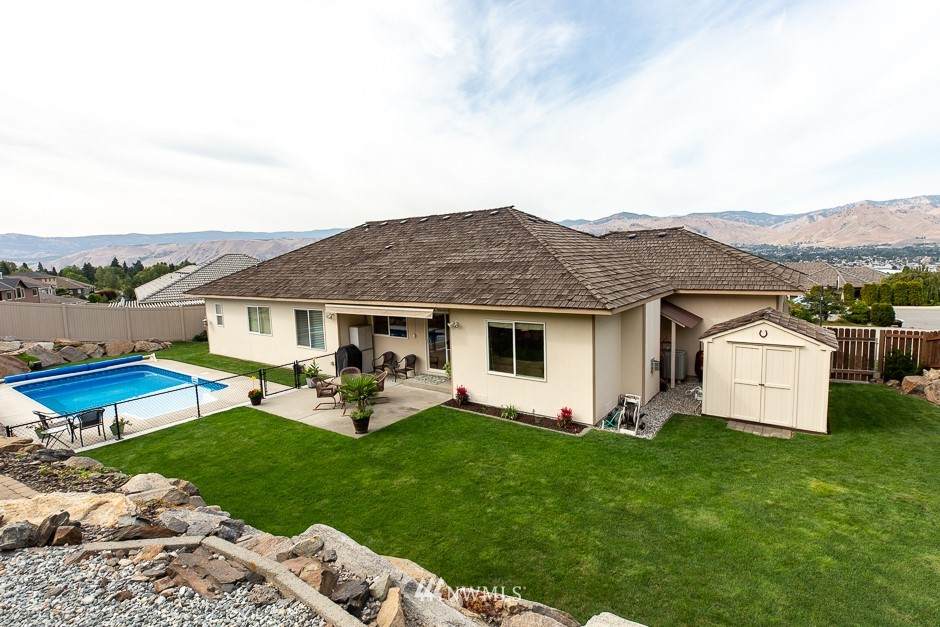 515 Stoneridge Drive - Photo 1