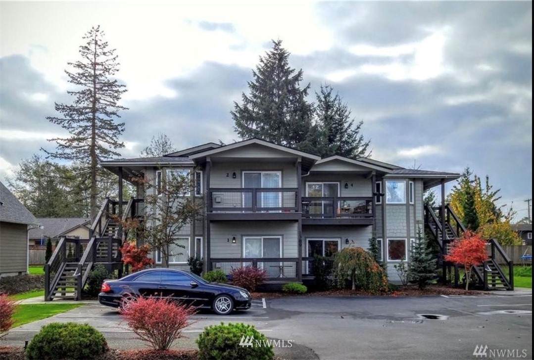 1389 Bayview Court - Photo 1
