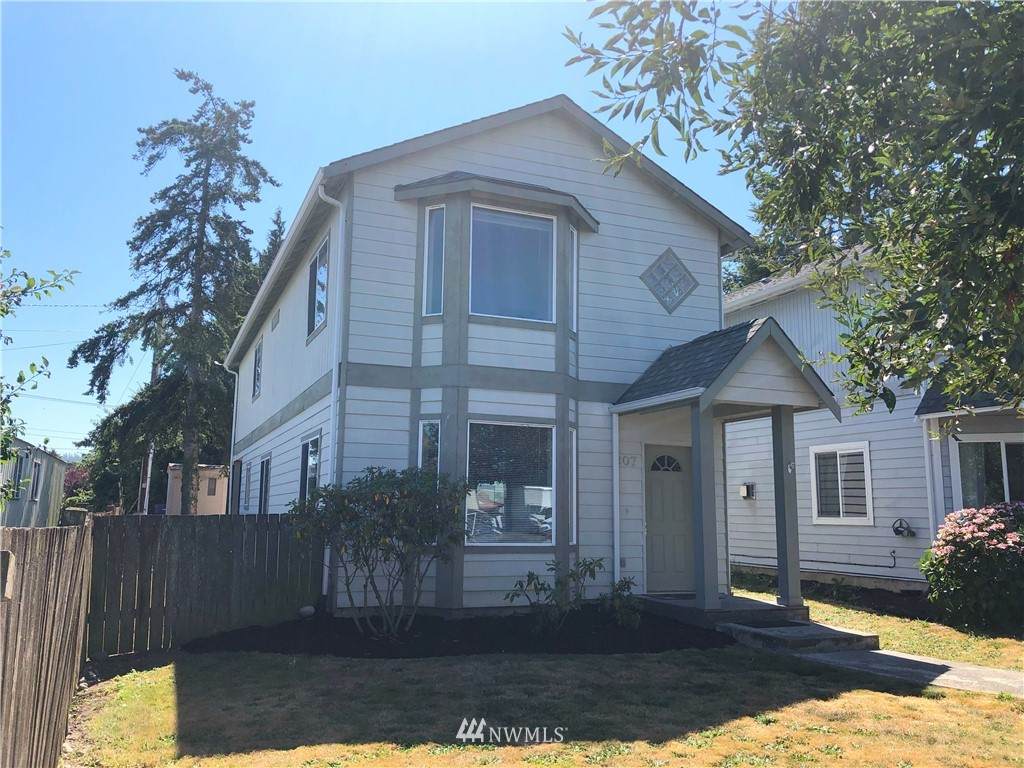 807 22nd Street - Photo 1