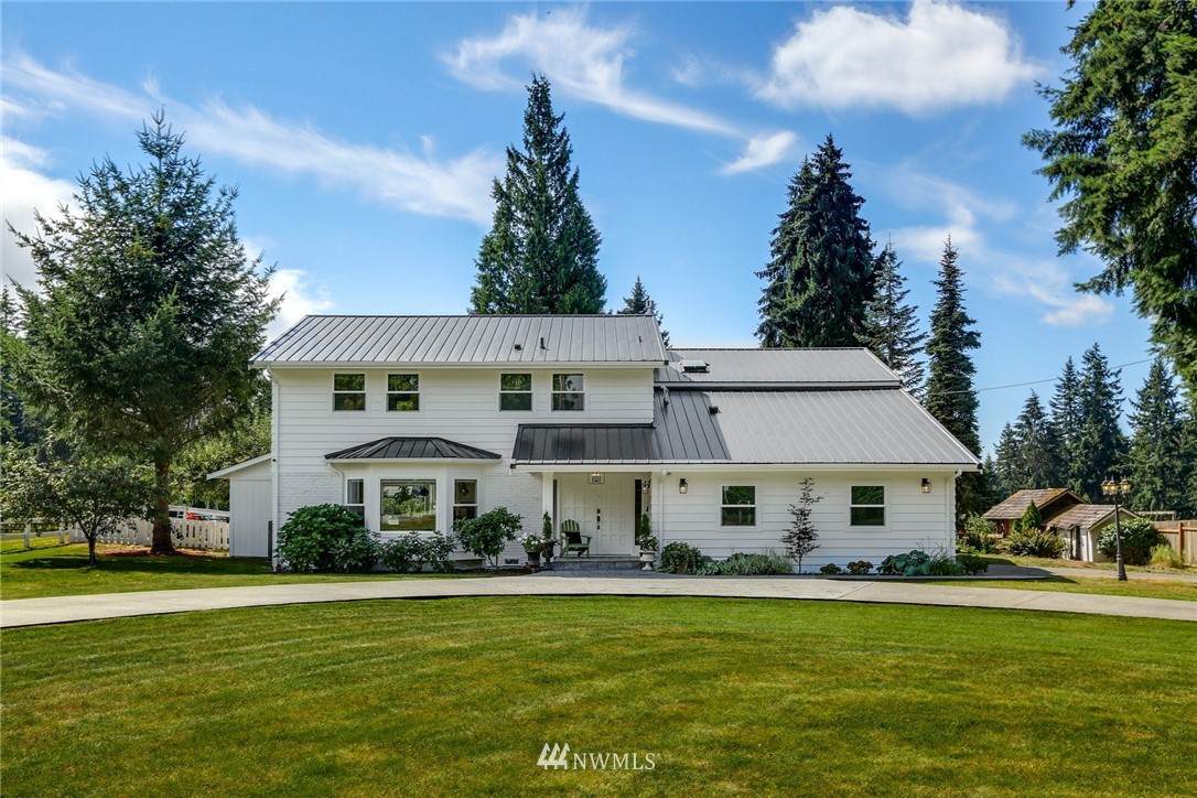 16207 165th Street - Photo 1