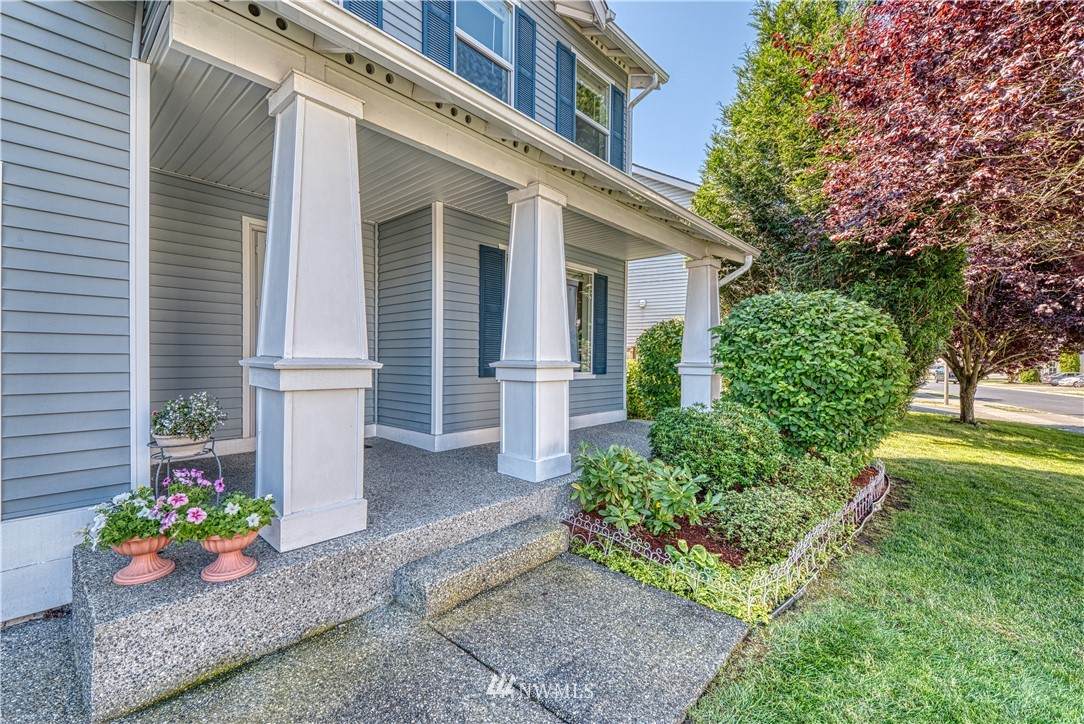 18513 94th Avenue - Photo 1