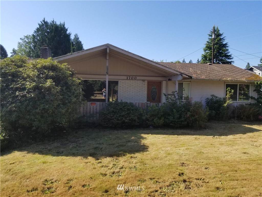 1700 Fairhaven Avenue - Photo 1