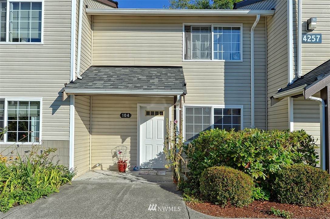 4257 Wintergreen Lane - Photo 1