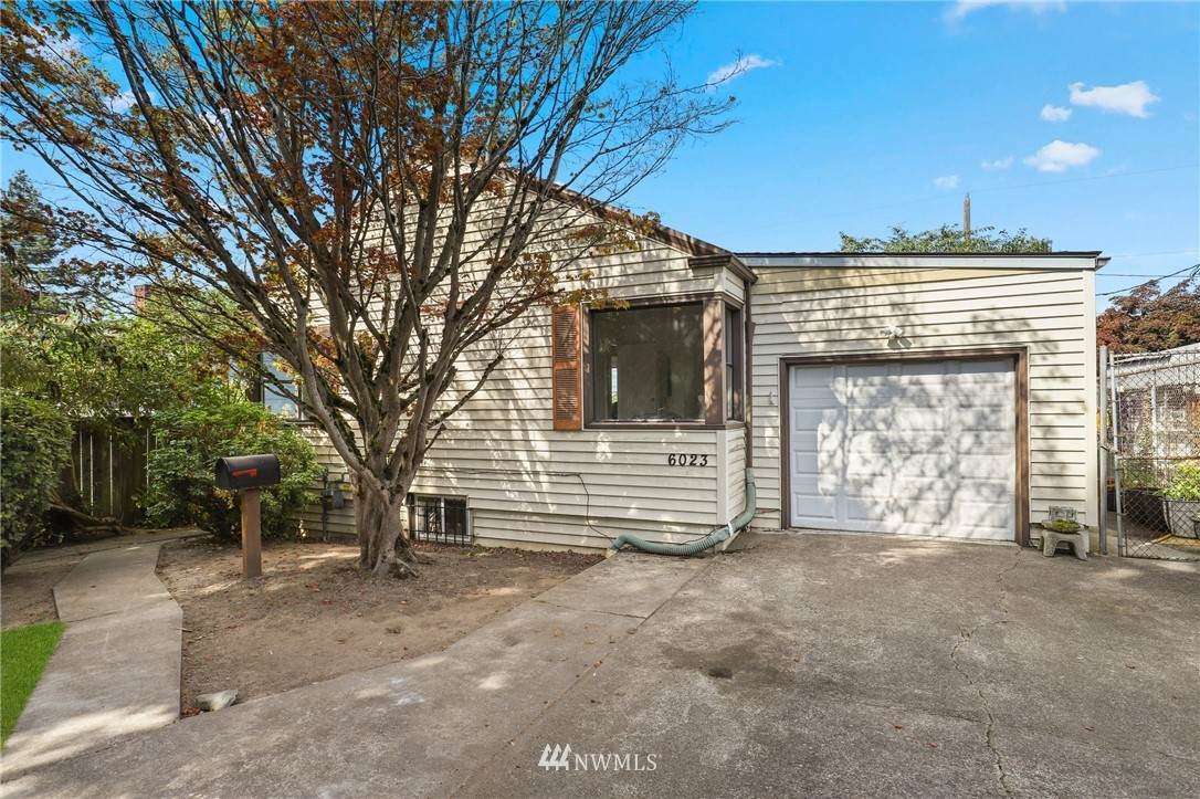 6023 35th Avenue - Photo 1