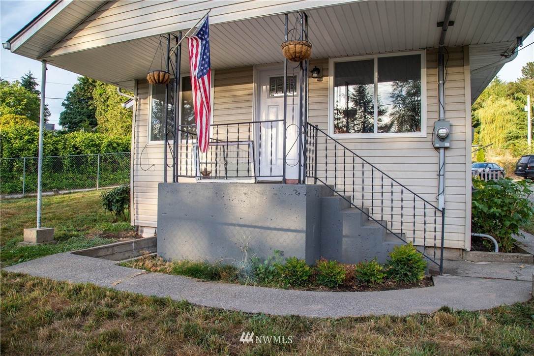 32806 5th Avenue - Photo 1