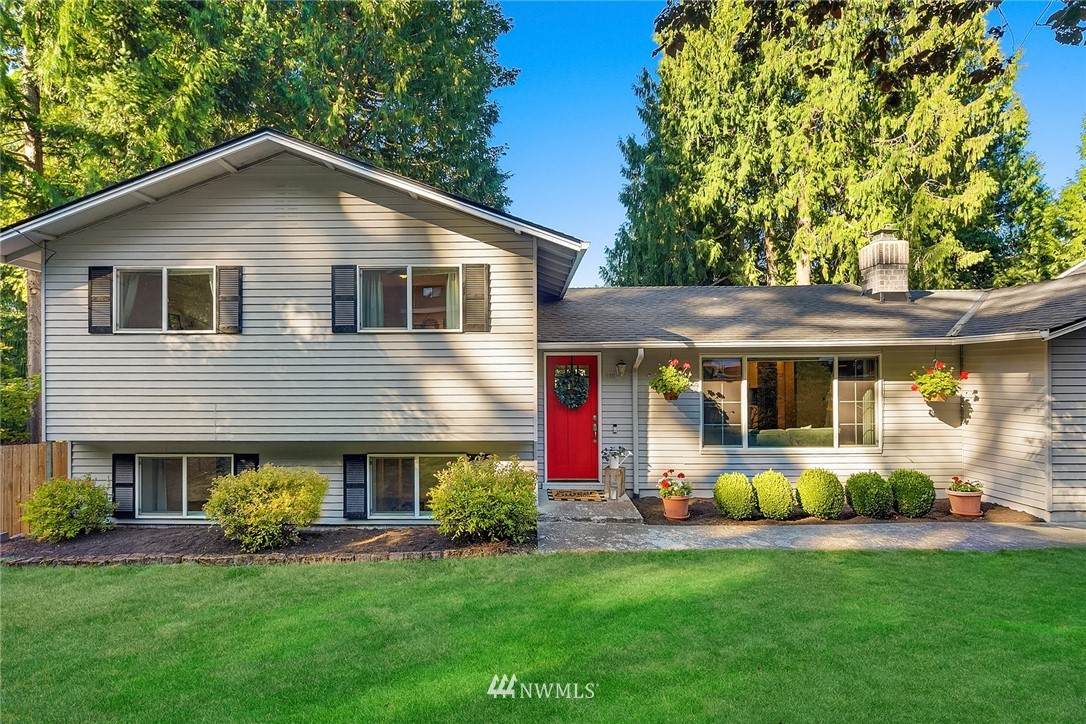 815 Highwood Drive - Photo 1
