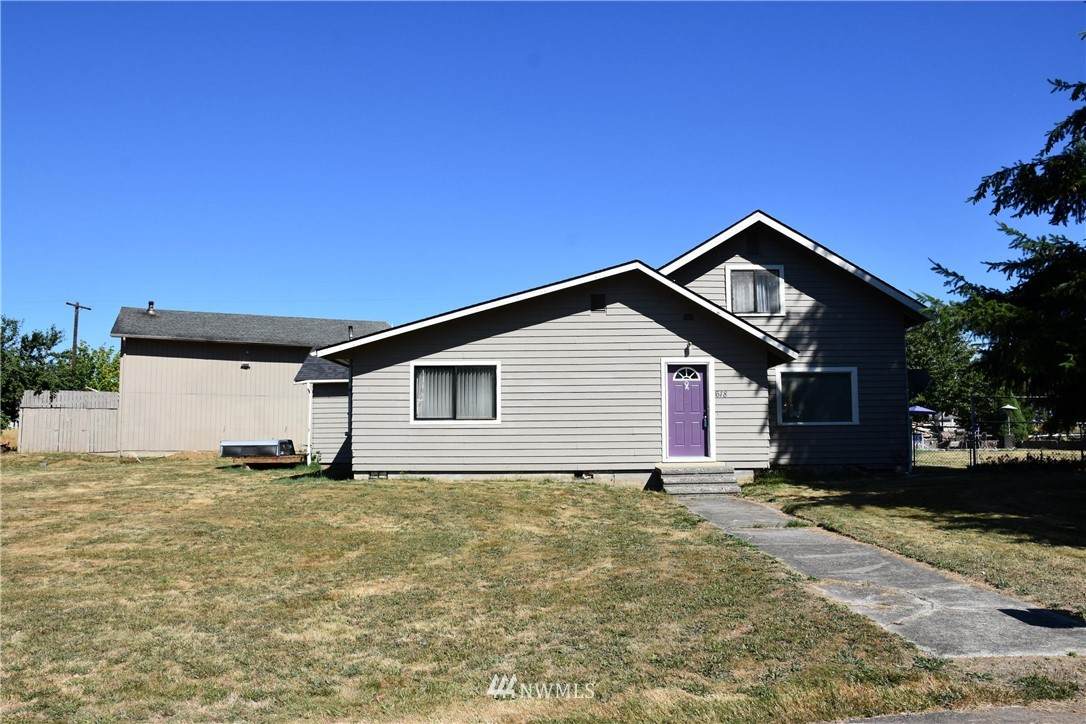 618 Main Street - Photo 1