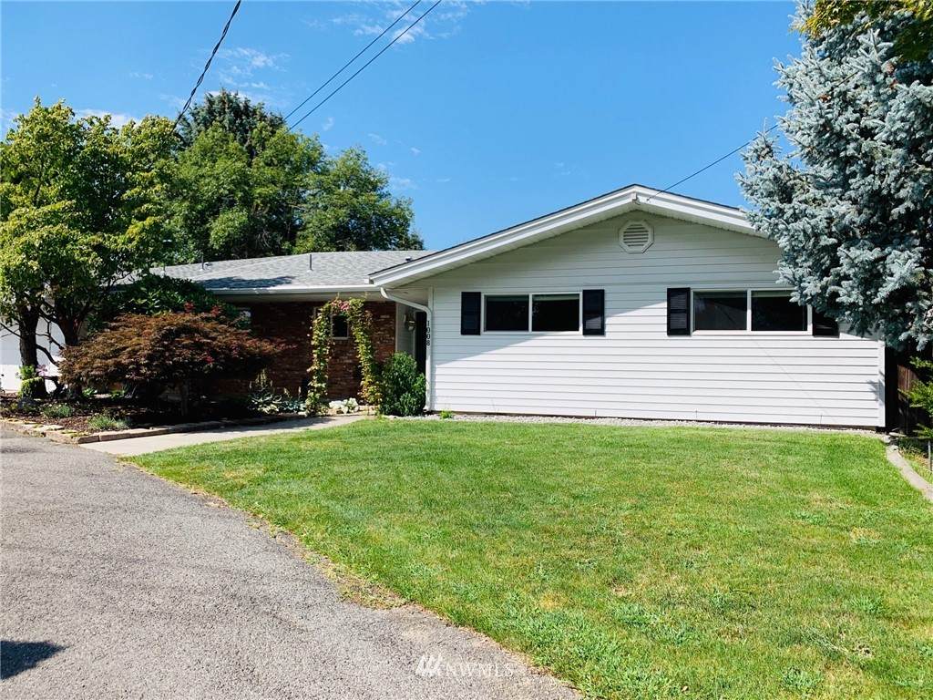 1008 Western Avenue - Photo 1