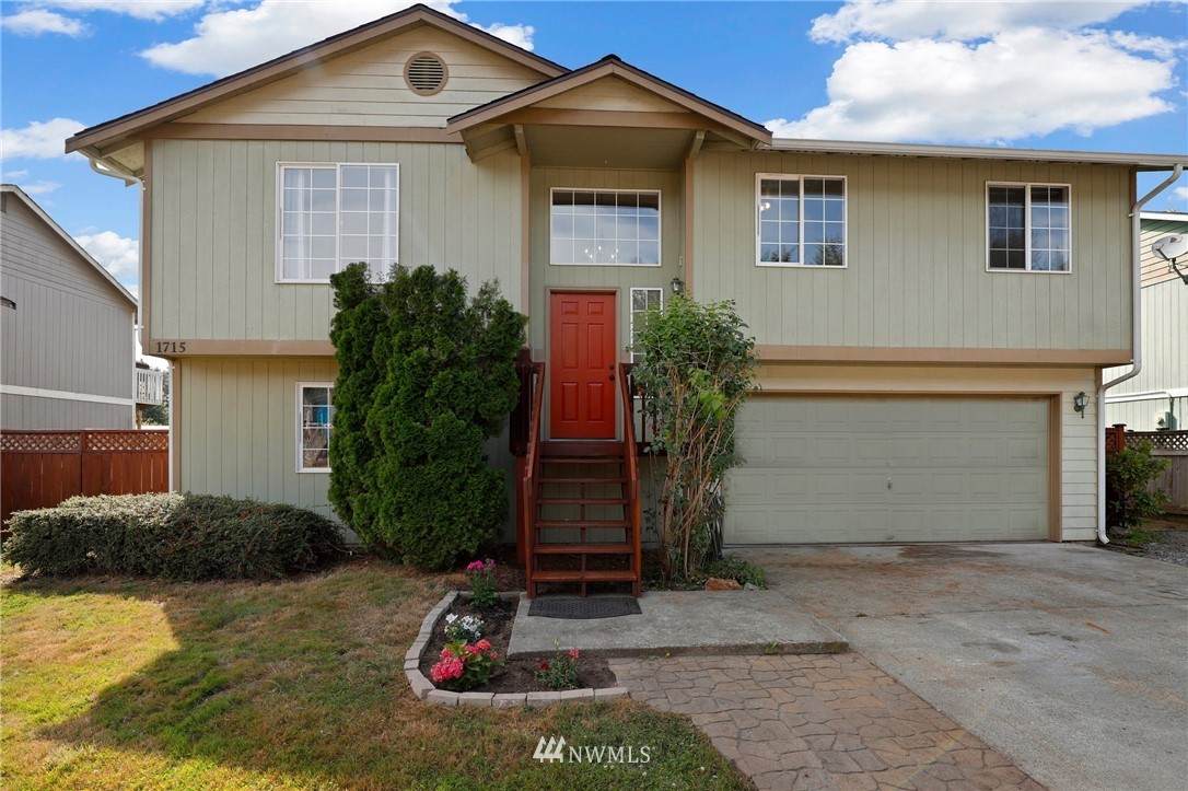 12915 311th Avenue - Photo 1