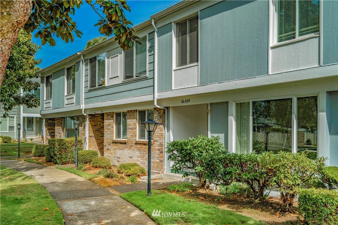8648 Onyx Drive - Photo 1