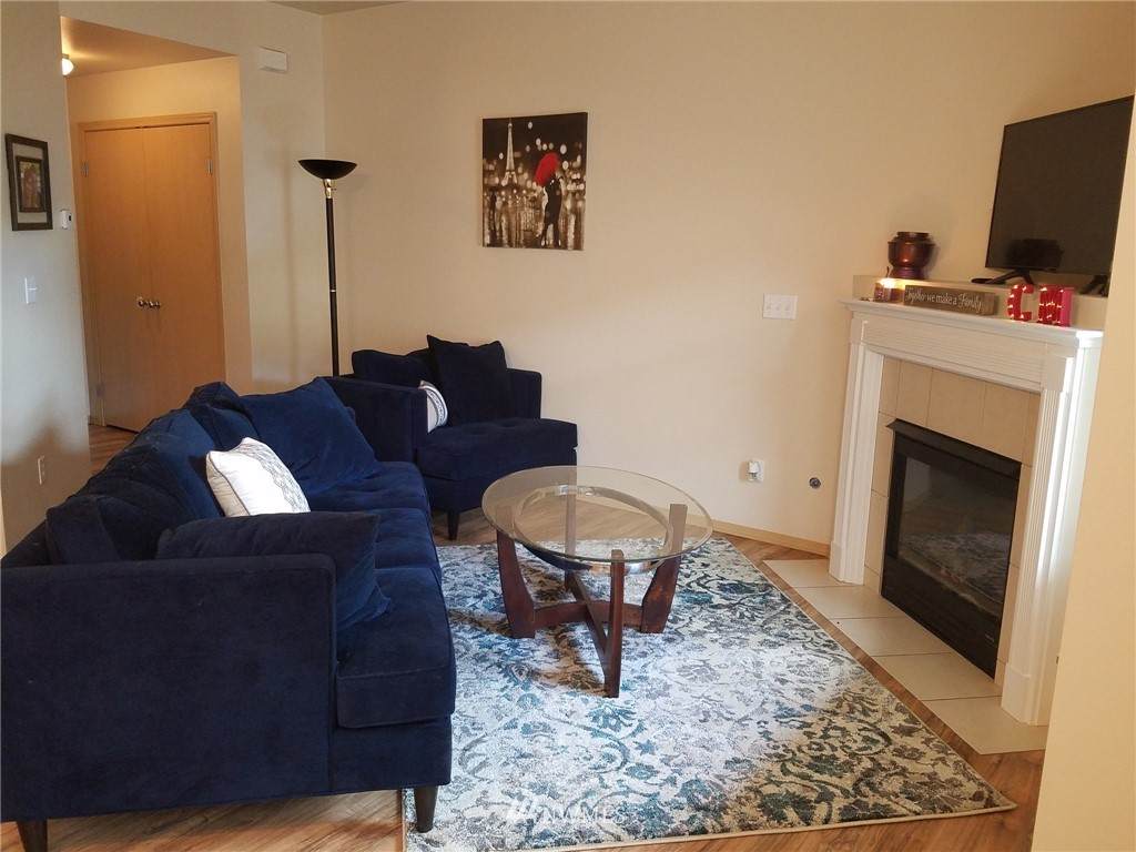 723 115th Street - Photo 1