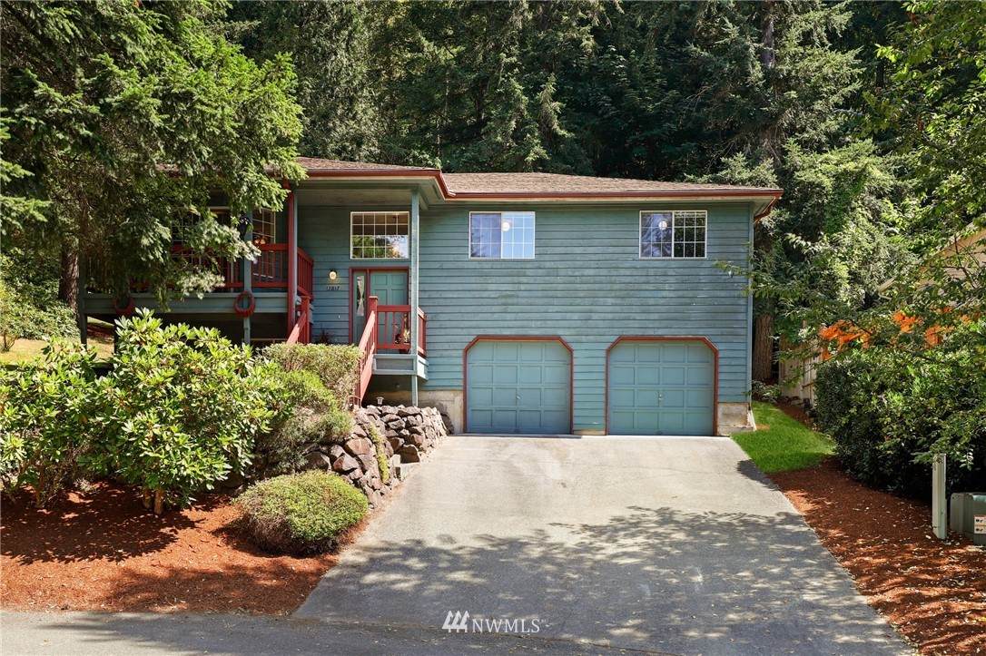 12817 184th Drive - Photo 1