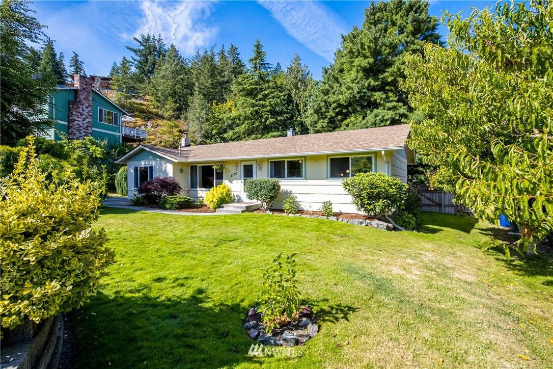 4106 R Avenue - Photo 1