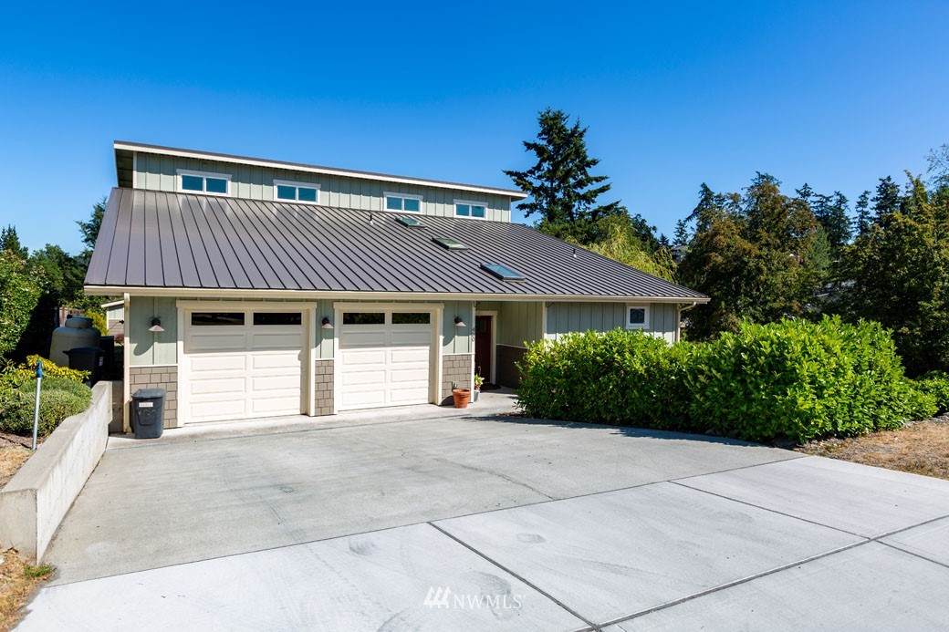 430 Tucker Avenue - Photo 1