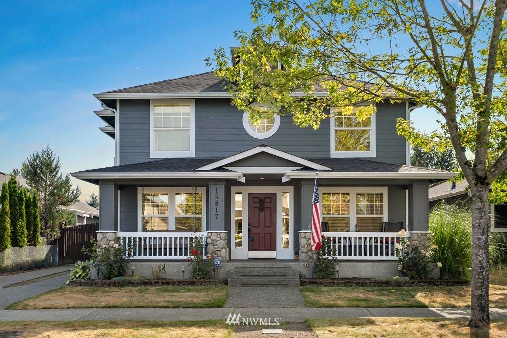 15817 Lakeview Avenue - Photo 1
