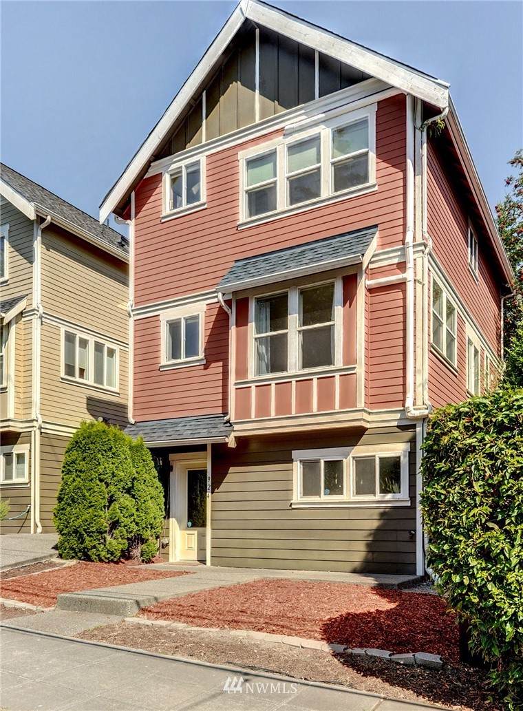 924 Holden Street - Photo 1