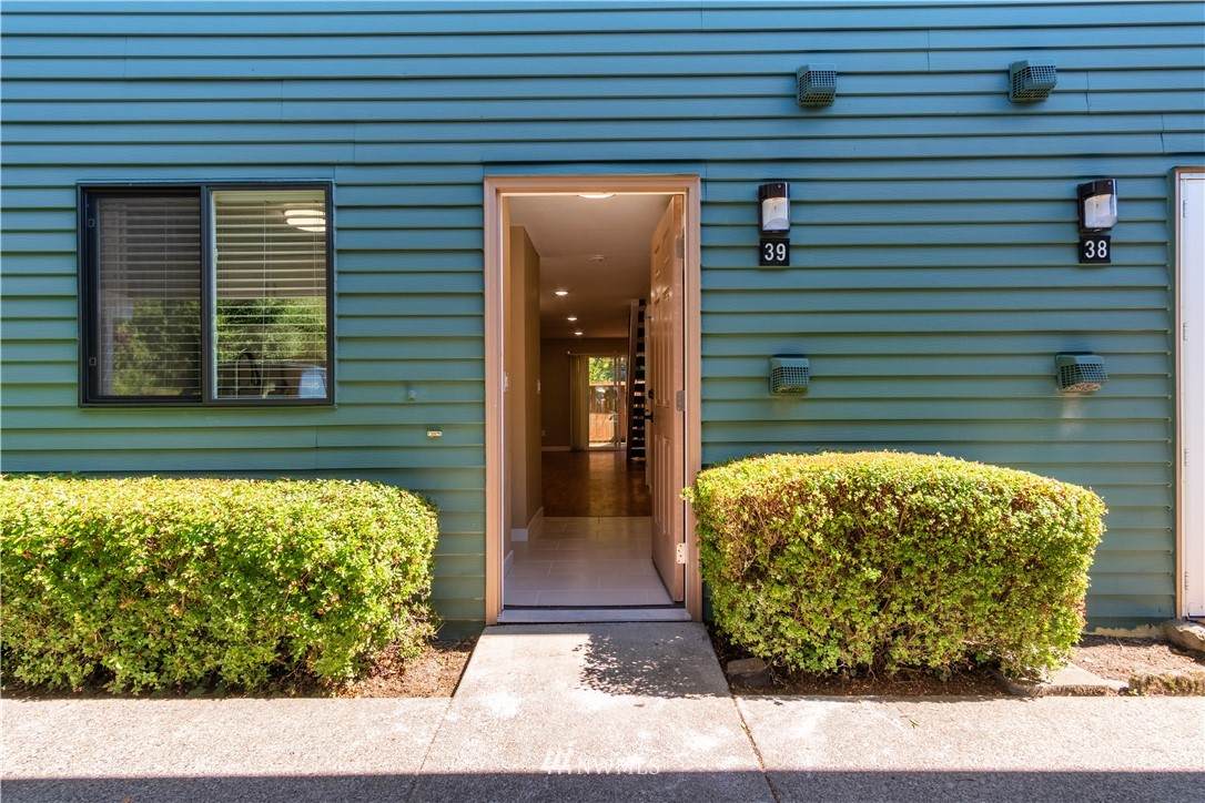 1040 320th Street - Photo 1