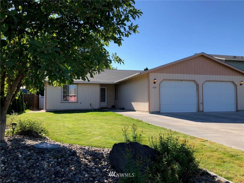 1010 4th Avenue - Photo 1