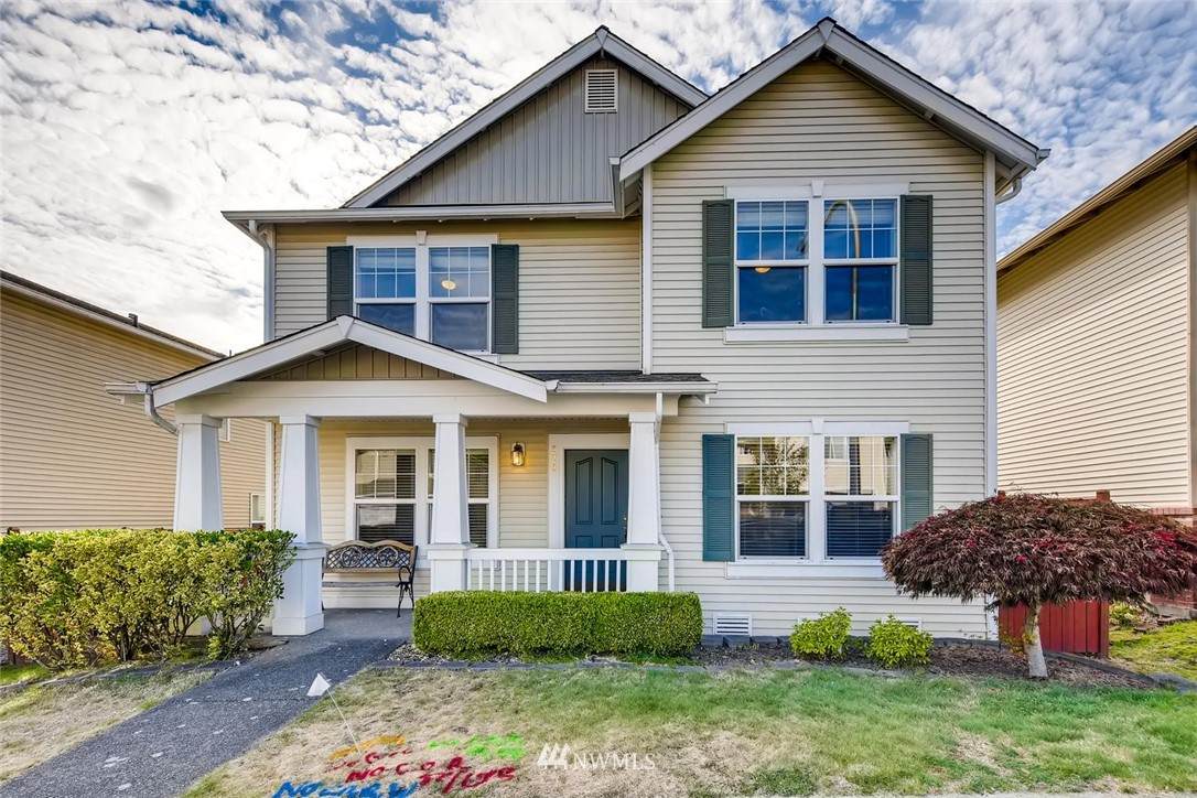 223 Ferndale Avenue - Photo 1