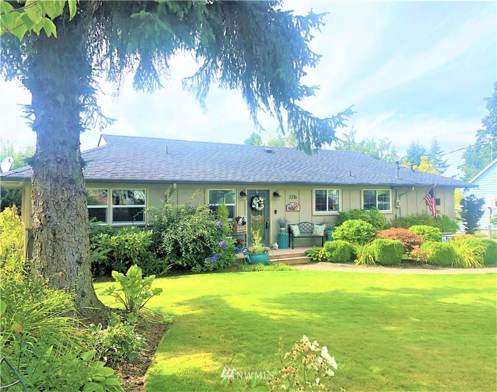 2216 Mountain View Avenue - Photo 1