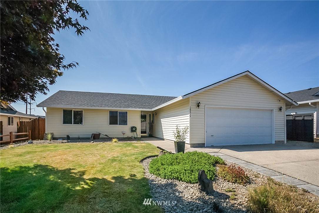 16515 23rd Street - Photo 1