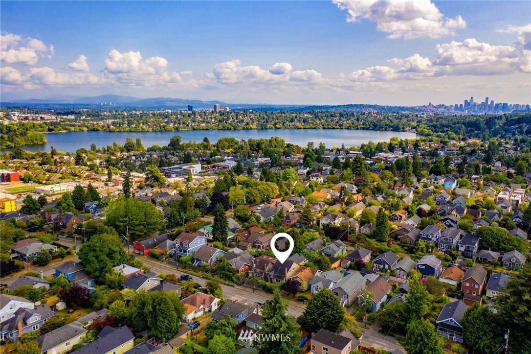 733 80th Street - Photo 1