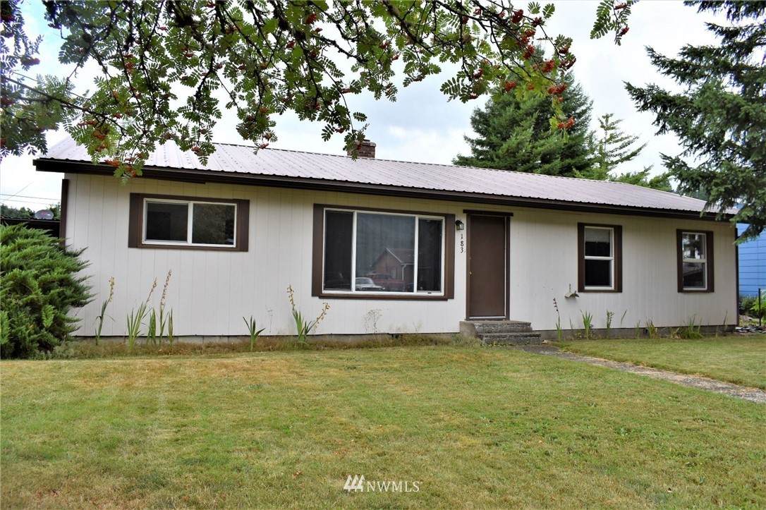 183 Wood Avenue - Photo 1