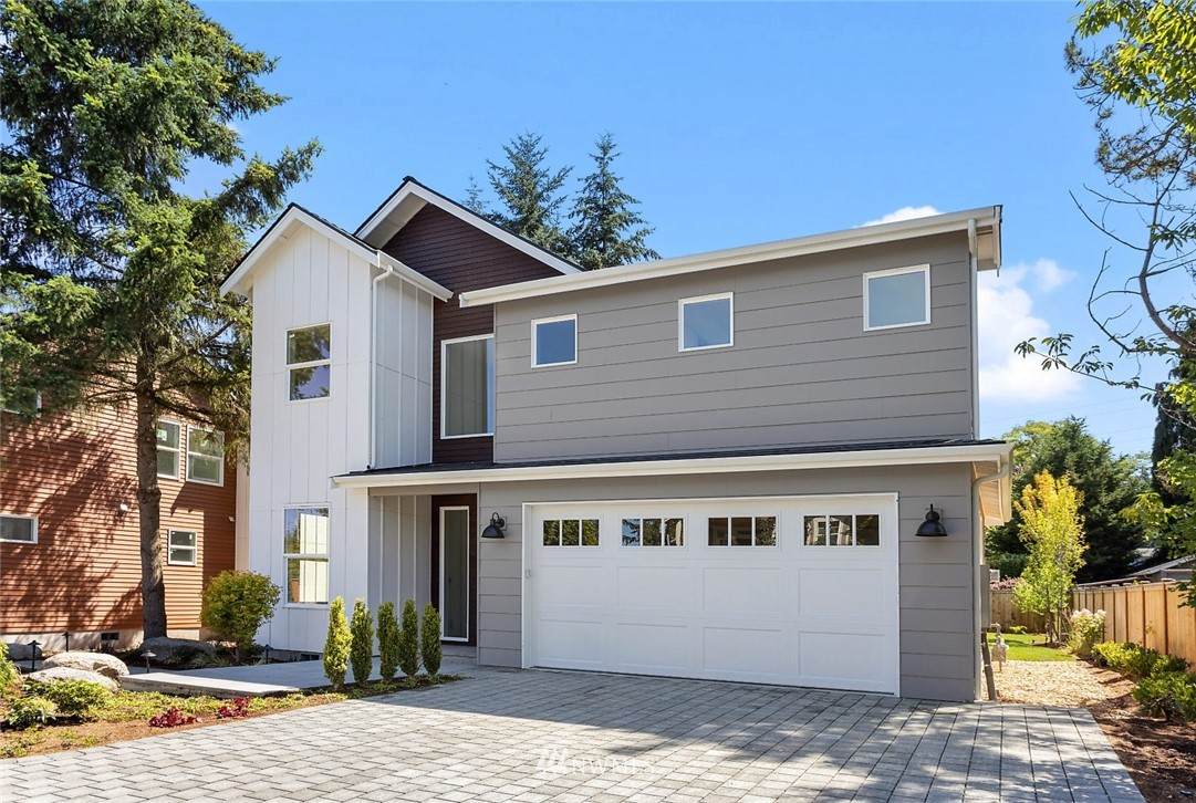 7318 122nd Avenue - Photo 1
